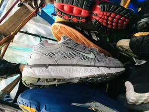 Nike P6000