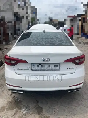 Hyundai Sonata Limited 2.0T Seban (2.0L 4cyl 6A) 2017 Blanc