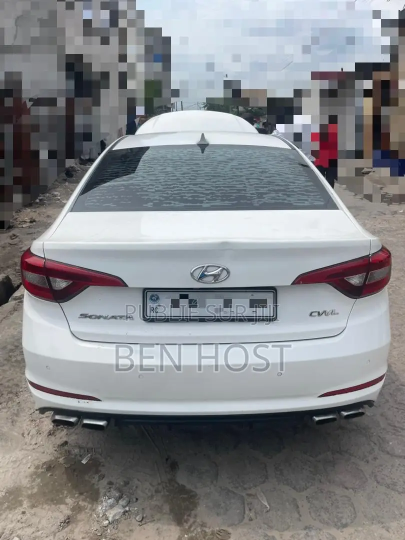 Hyundai Sonata Limited 2.0T Seban (2.0L 4cyl 6A) 2017 Blanc