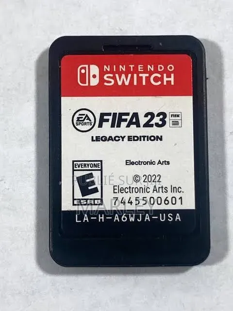 Deux Disquette À Vendre Fifa 23 Et Mario Bros Wonder