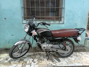 Bajaj Boxer 2015 Noir