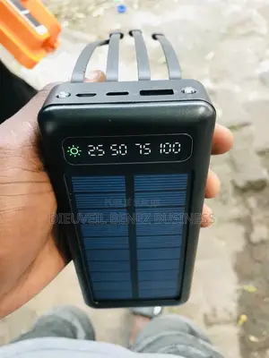 Power Bank Avec Panneau Solaire