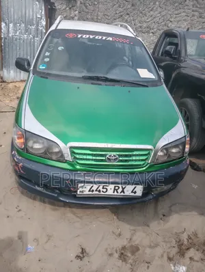 Toyota Picnic 2.0 FWD 2006 Vert