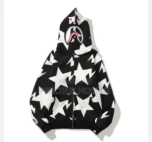 Pull De La Marque Requin