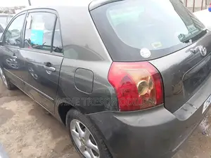 Toyota Corolla Sedan Automatic 2003 Noir Mat