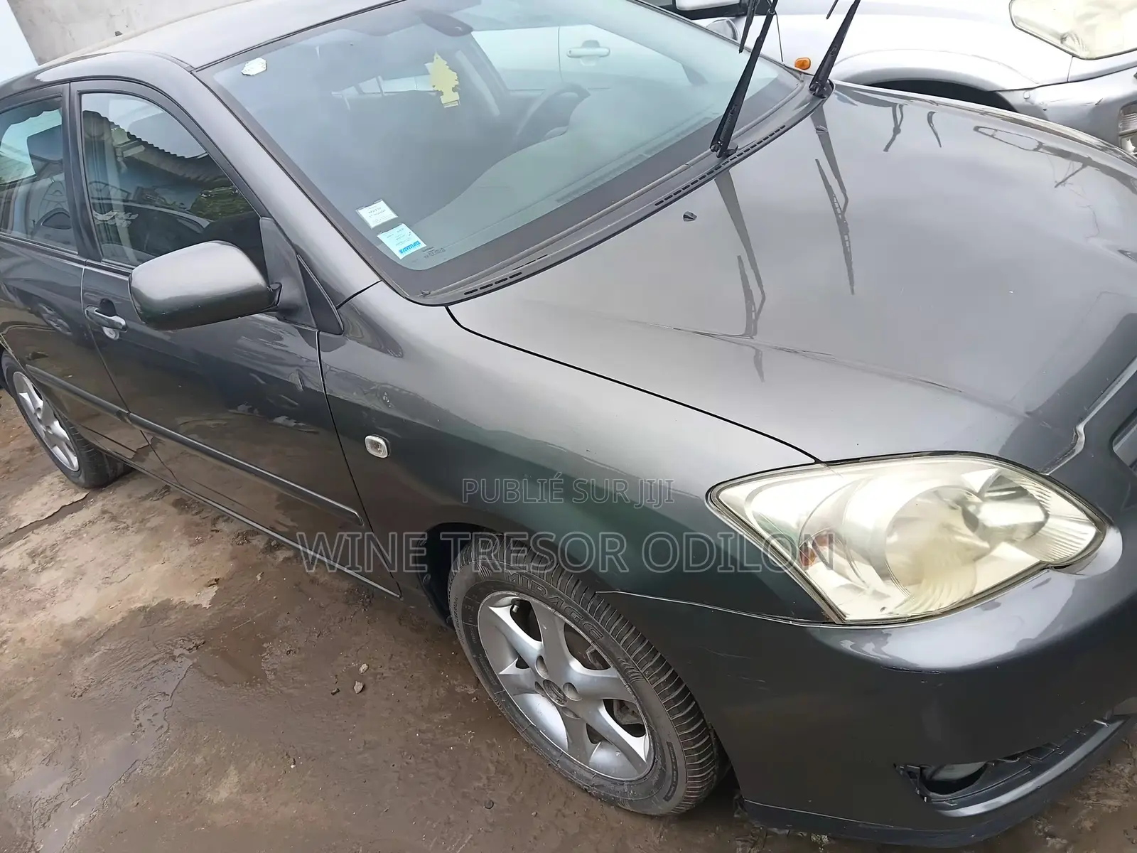 Toyota Corolla Sedan Automatic 2003 Noir Mat