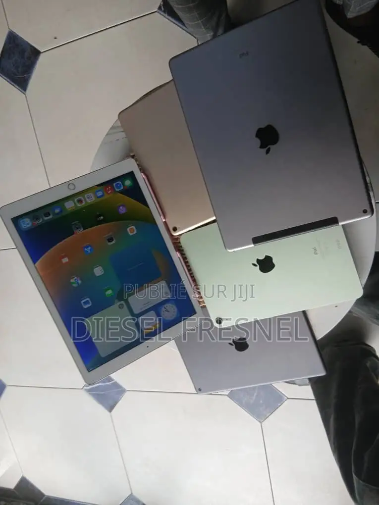 Nouveau Apple iPad (2025) 128 GB Argenté