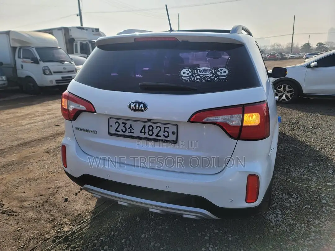 Kia Sorento LX 4dr SUV AWD (2.4L 4cyl 6A) 2014 Blanc cassé