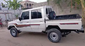 Toyota Land Cruiser 2000 Blanc