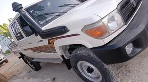 Toyota Land Cruiser 2000 Blanc