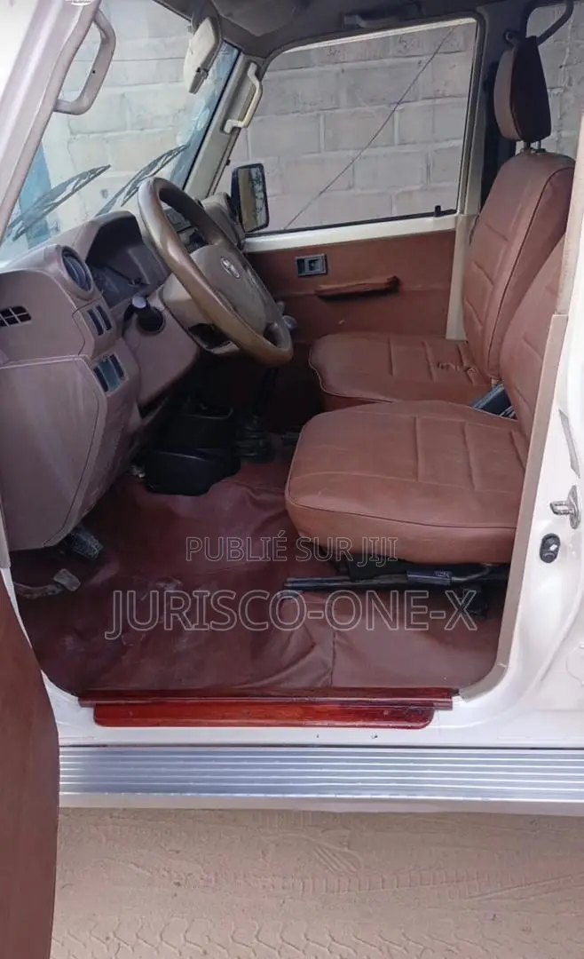 Toyota Land Cruiser 2000 Blanc