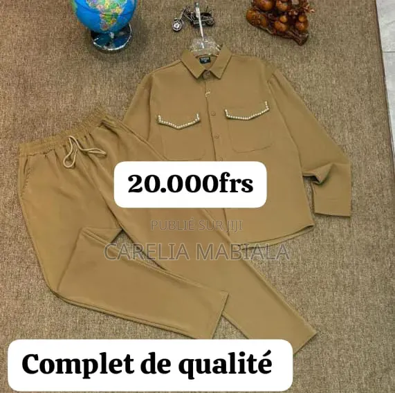 Complet De Très Bonnes Qualités Disponible Brazzaville