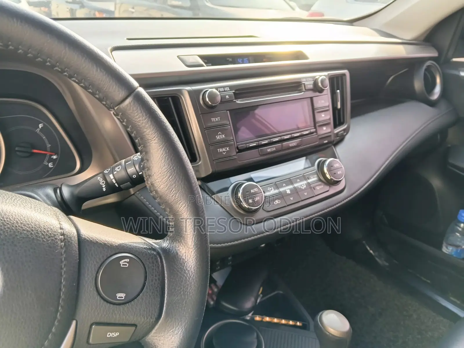 Toyota RAV4 Limited 4dr SUV AWD (2.5L 4cyl 6A) 2015 Blanc cassé