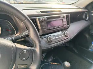 Toyota RAV4 Limited 4dr SUV AWD (2.5L 4cyl 6A) 2015 Blanc cassé