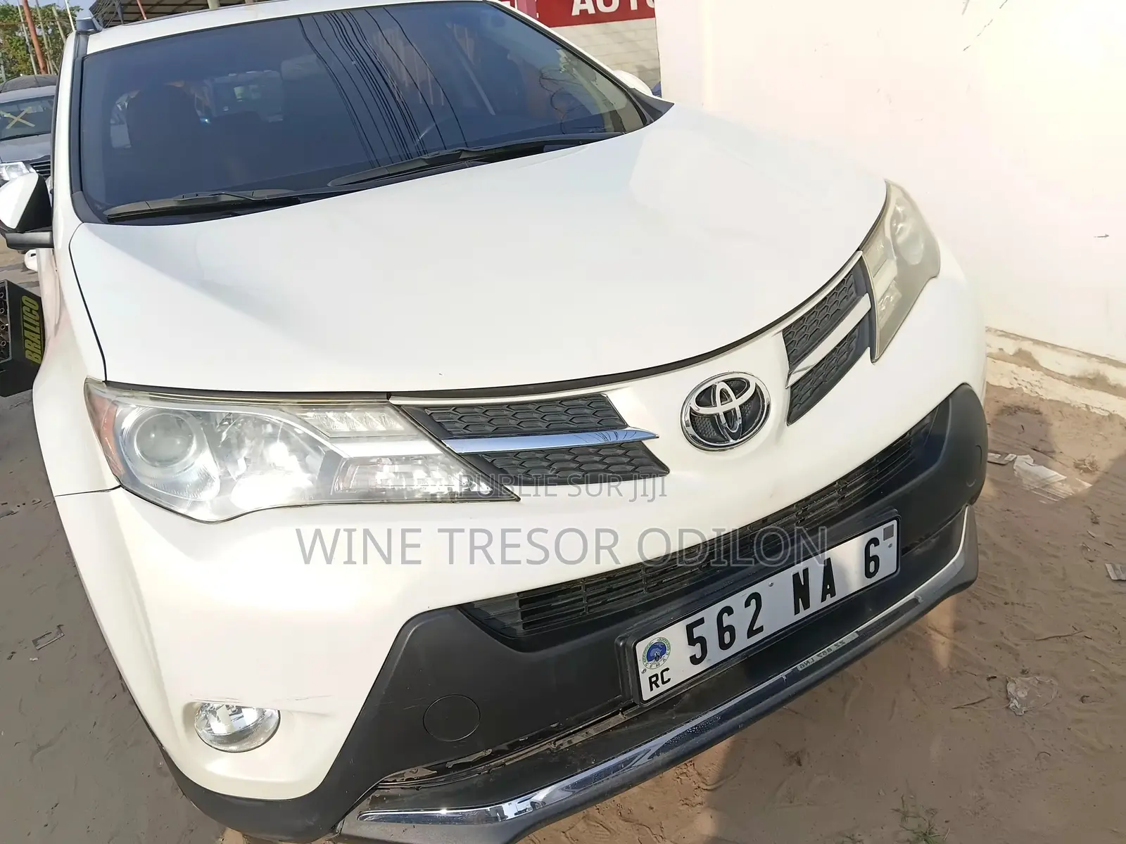 Toyota RAV4 Limited 4dr SUV AWD (2.5L 4cyl 6A) 2015 Blanc cassé
