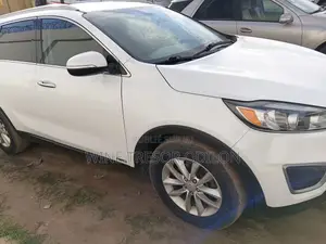 Kia Sorento 4dr SUV 2016 Blanc cassé