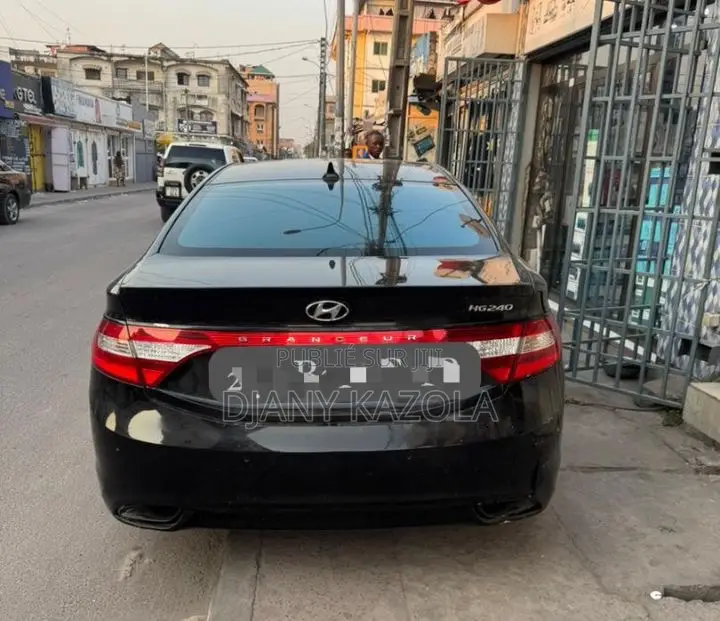Hyundai Grandeur 2015 Noir