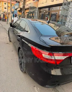Hyundai Grandeur 2015 Noir