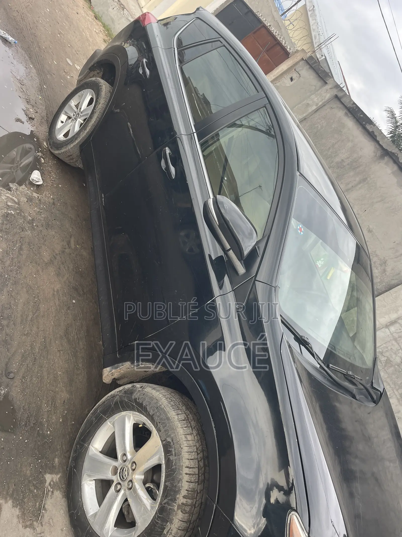 Toyota RAV4 XLE 4dr SUV (2.5L 4cyl 6A) 2015 Noir