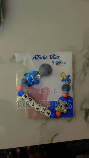 Attache Tétine en Silicone