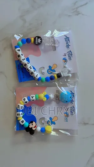 Attache Tétine en Silicone