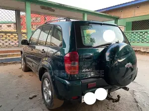 Toyota RAV4 Automatic 2000 Vert