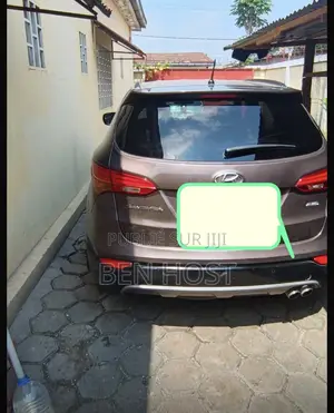 Hyundai Santa Fe SE (4 styles) 2022 Bordeaux