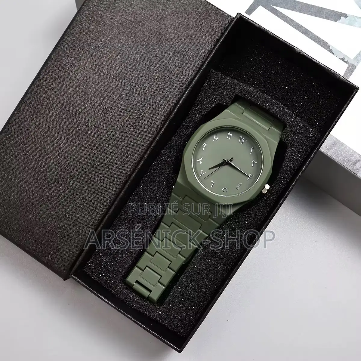 Montre Élégant