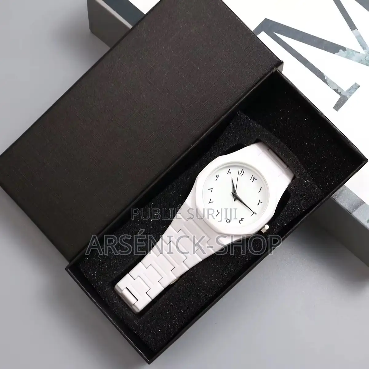 Montre Élégant