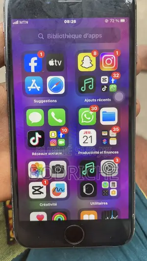 Apple iPhone 8 64 GB Noir