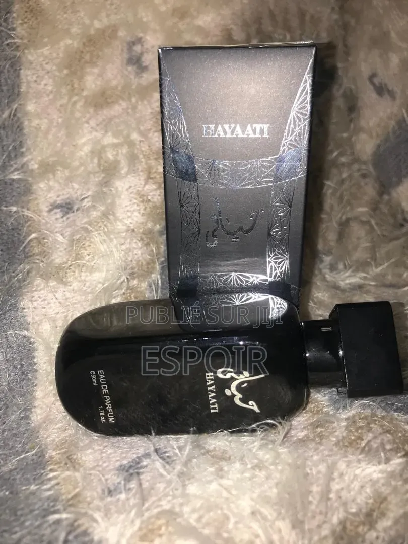Essence De Parfums