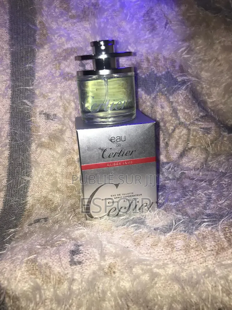 Essence De Parfums