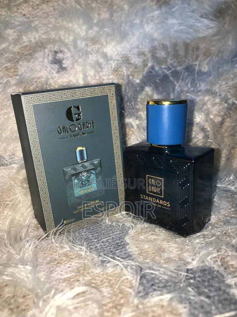Essence De Parfums