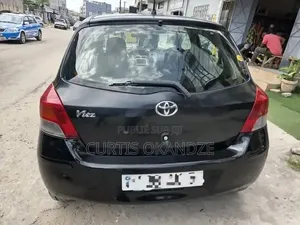 Toyota Yaris 2021 Noir