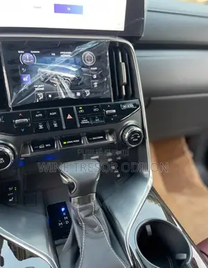 Nouveau Lexus LX 500d 2026 Gris