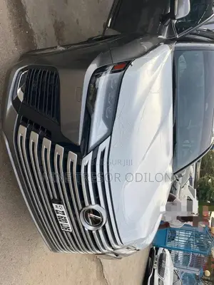 Nouveau Lexus LX 500d 2026 Gris