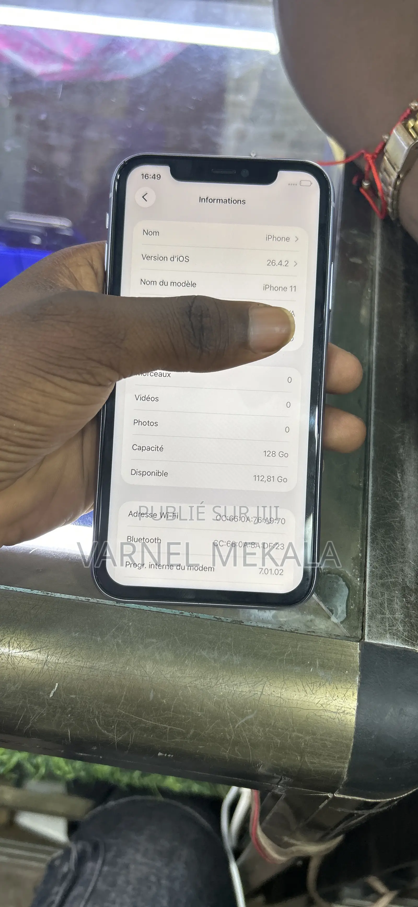 Nouveau Apple iPhone 11 128 GB Violet