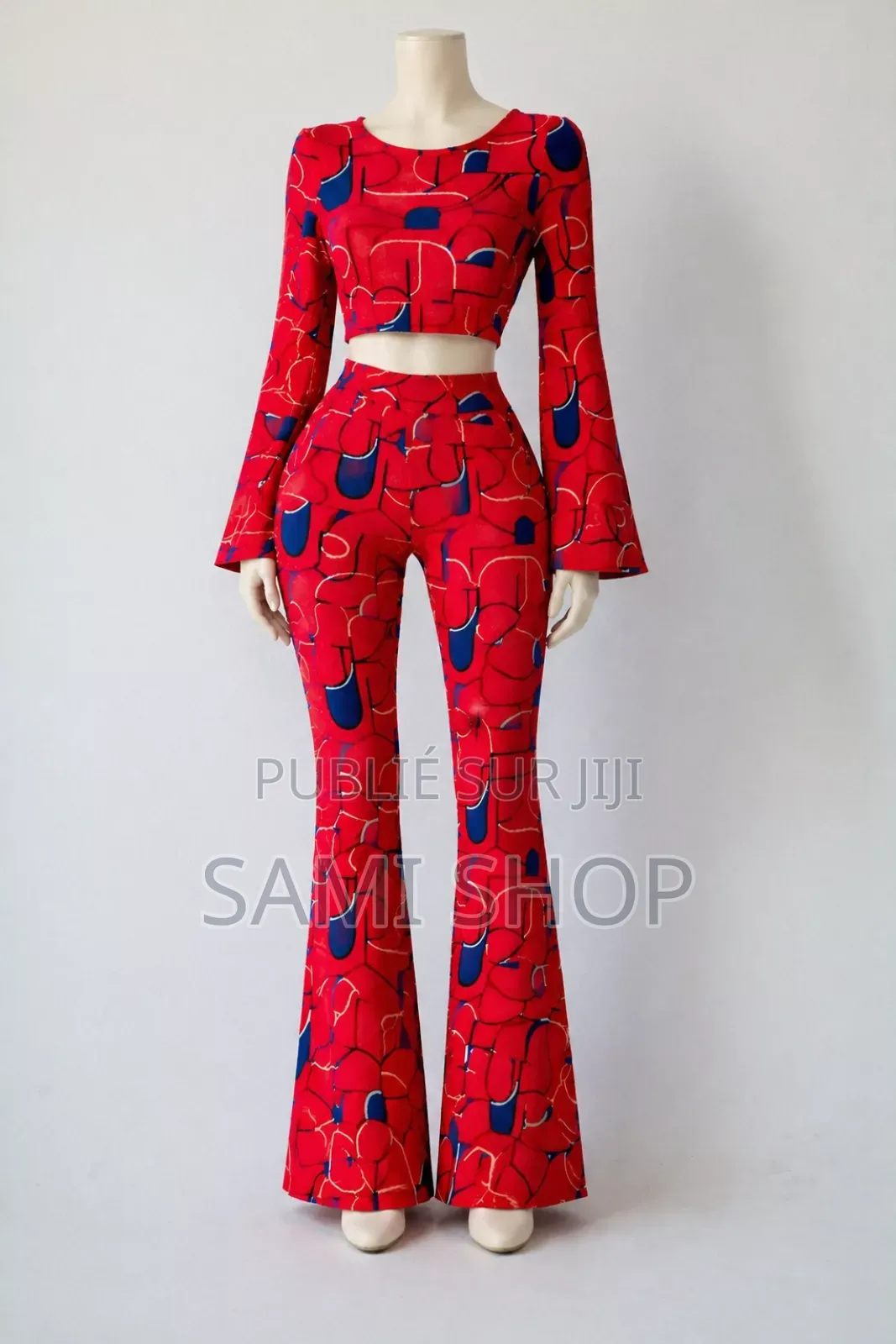 Magnifique Ensemble Rouge (Taille L)