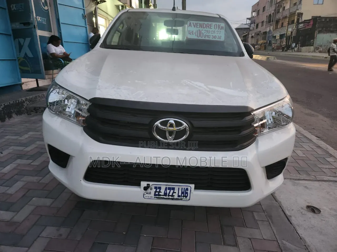 Toyota Hilux 2025 Blanc cassé