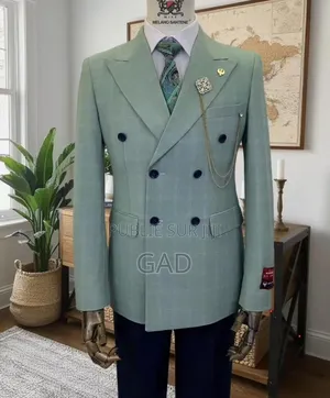 Costume Élégant