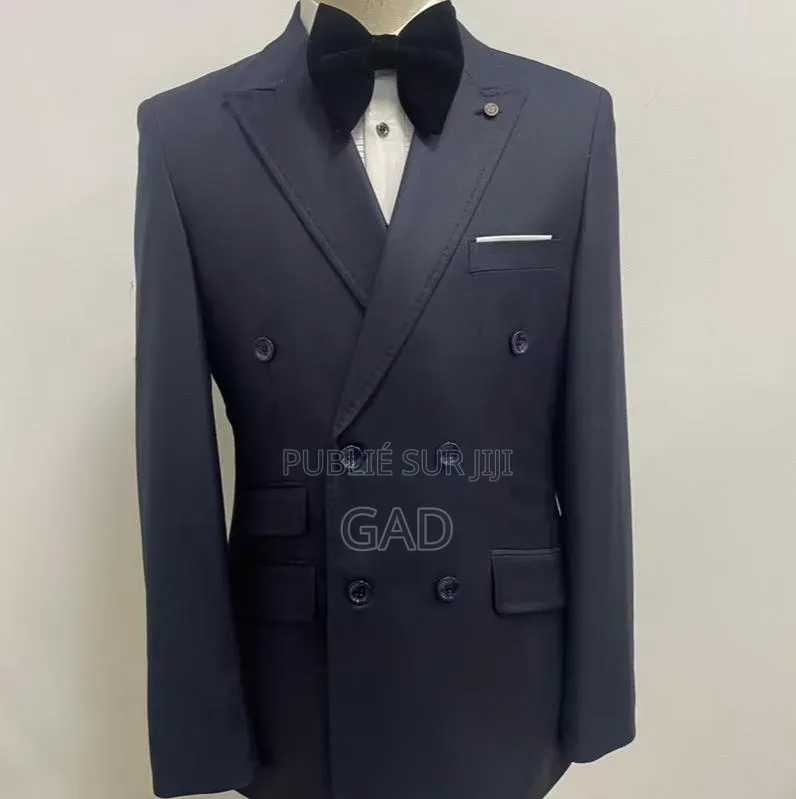 Costume Élégant