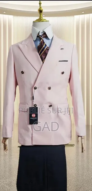 Costume Élégant