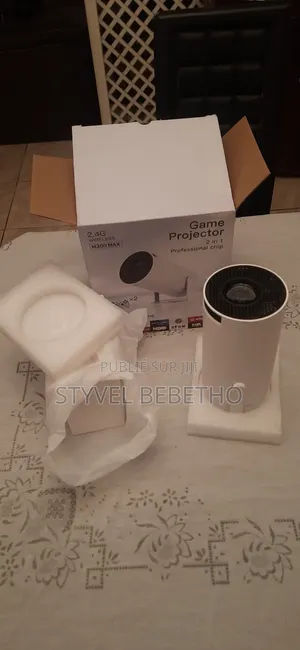 Mini Vidéoprojecteur Android M300 Max 2-en-1 Avec Jeux Et Wifi