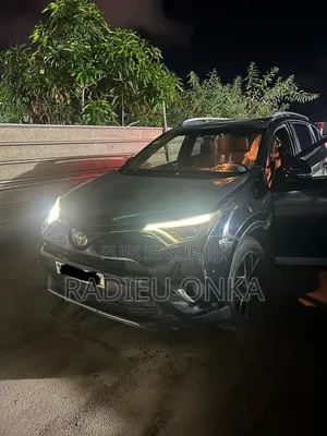 Toyota RAV4 SE 4dr SUV (2.5L 4cyl 6A) 2018 Noir