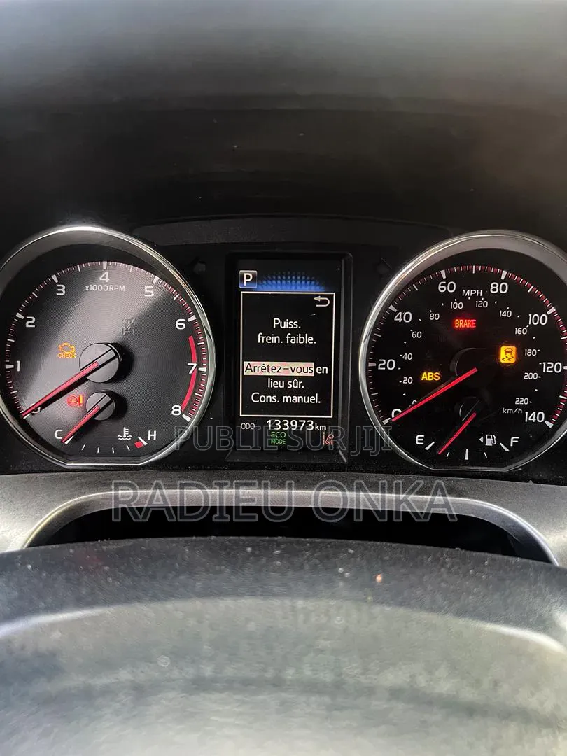 Toyota RAV4 SE 4dr SUV (2.5L 4cyl 6A) 2018 Noir