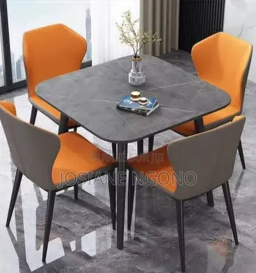 Table À Manger 4 Chaises