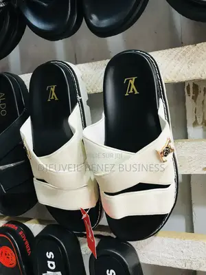 Sandales Louis Vuitton