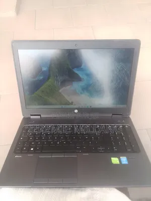 Nouveau HP ZBook 17 12GB Intel Core i5 HDD+SSD 640GB