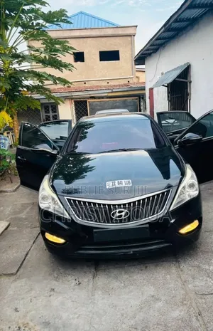 Hyundai Grandeur 2015 Noir