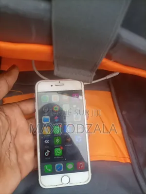 Nouveau Apple iPhone 8 64 GB Blanc